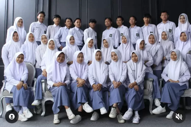 Menilik Keunggulan: Daftar 8 SMA Terbaik Provinsi Jawa Barat